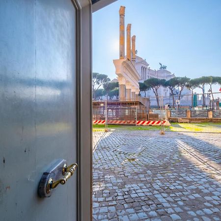 Elegant And Luxury Apartment @Altare Della Patria โรม ภายนอก รูปภาพ