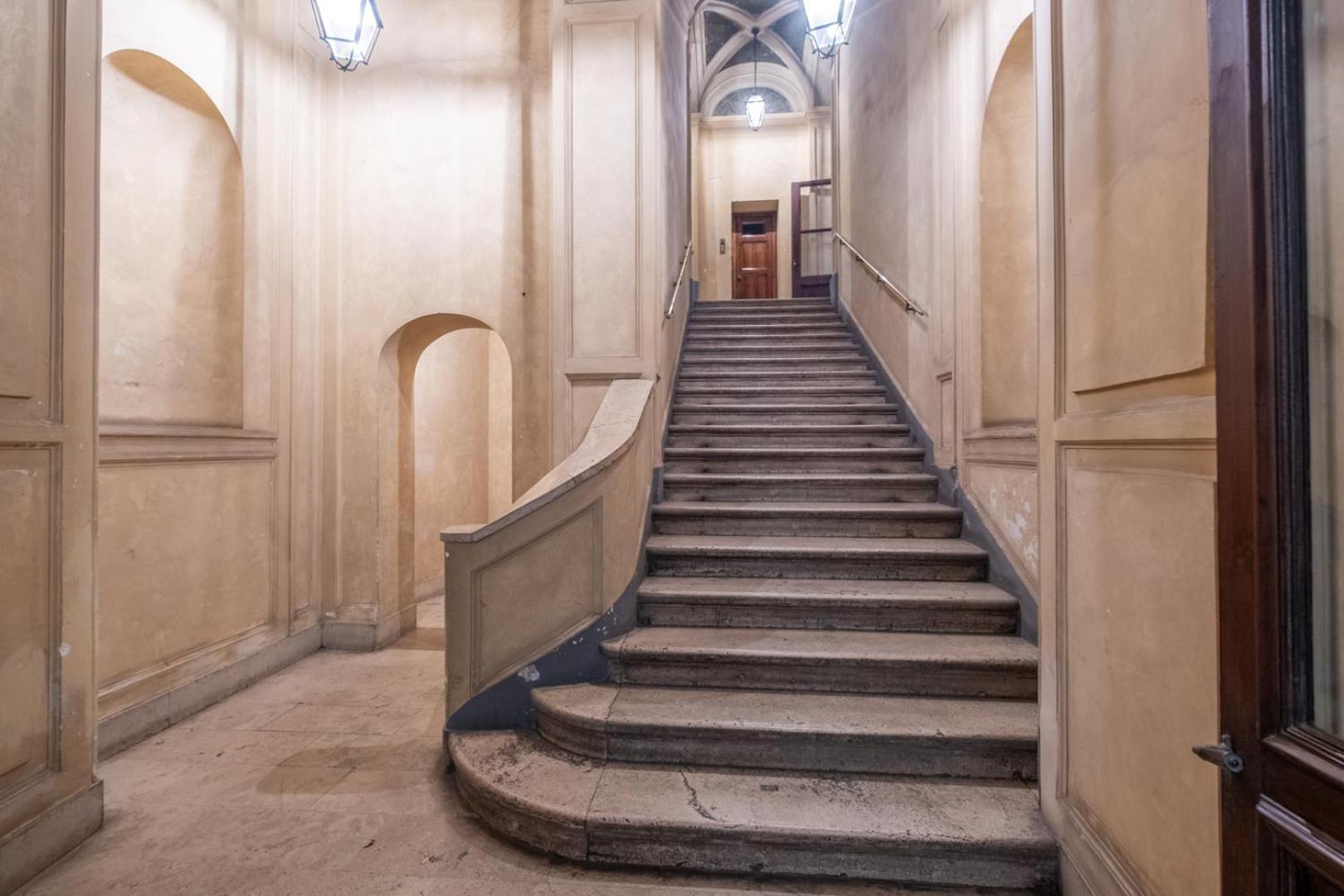 Elegant And Luxury Apartment @Altare Della Patria โรม ภายนอก รูปภาพ
